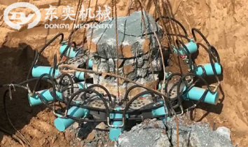 液壓破除1200mm混凝土樁頭 液壓破樁機(jī)現(xiàn)場(chǎng)